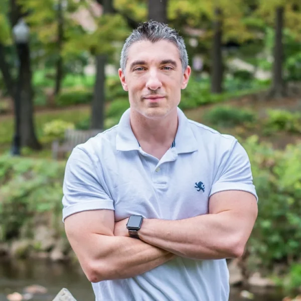 Headshot of Dillon Kenniston, CFP®