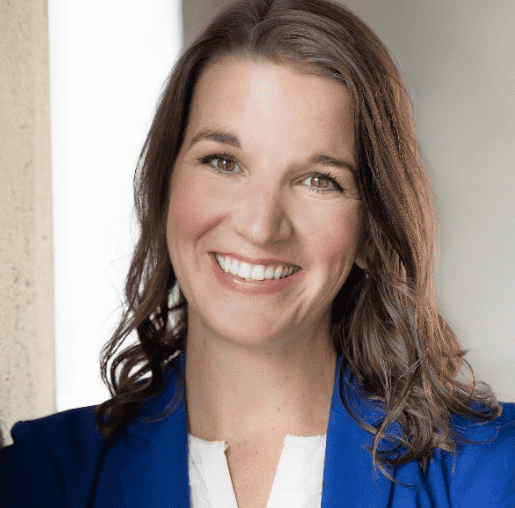Headshot of Brenna Baucum, CFP®