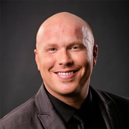 Headshot of Travis Trettin, CRPC®