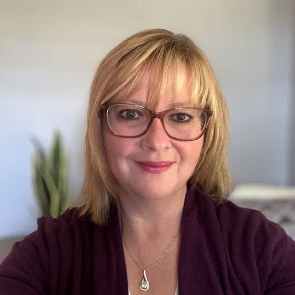 Headshot of Nannette L. Belt, CFP®, RICP®, MBA