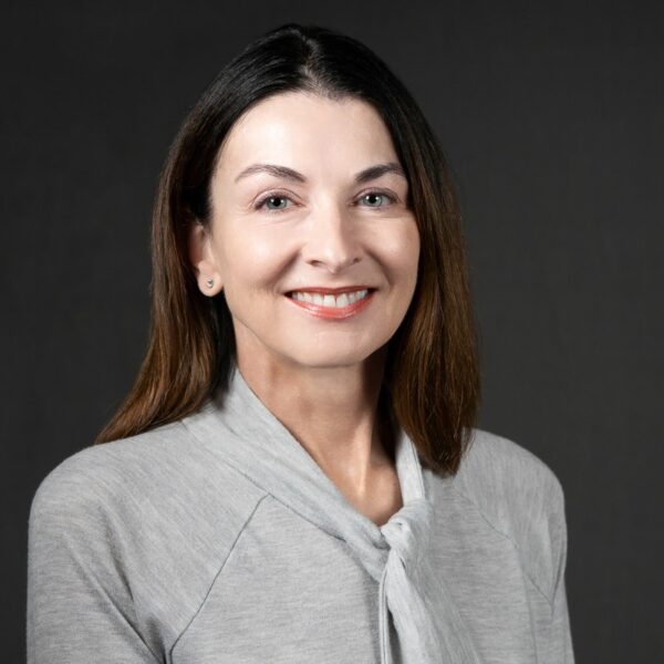 Headshot of Stacy Ployhar, CFP®